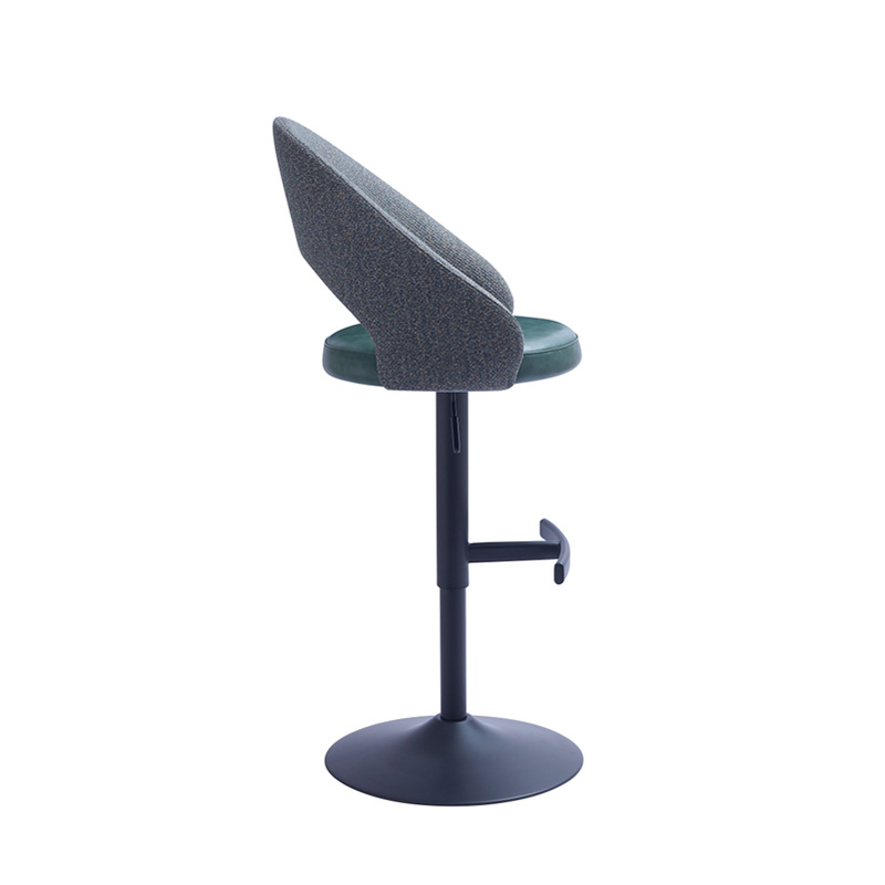 Adjustable Swivel Bar Height Chairs